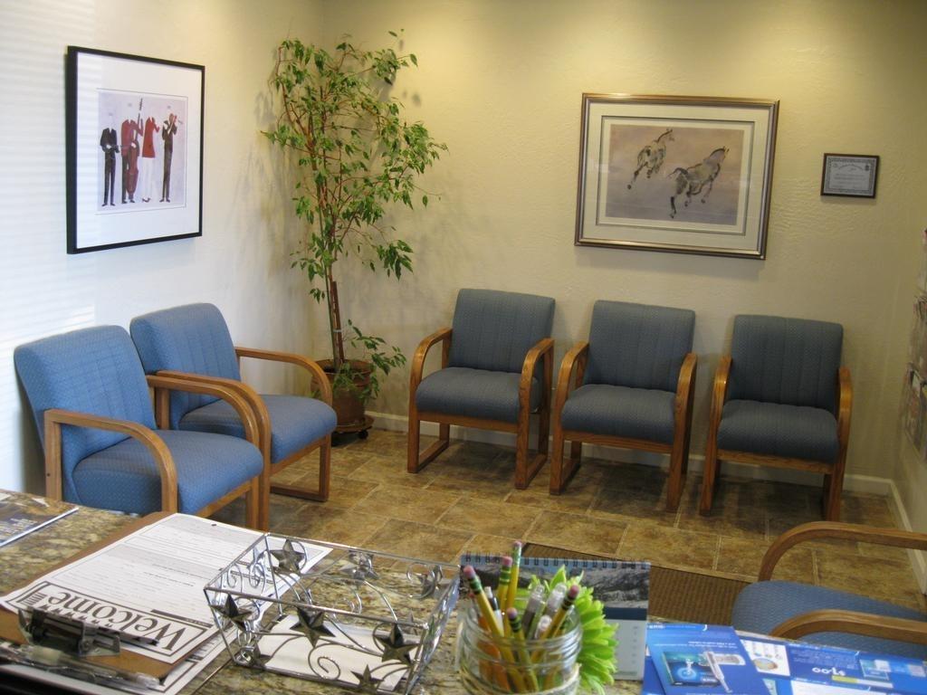 comfortable waiting room | Dentist Vallejo CA